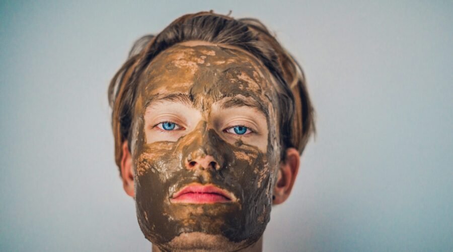 5 Tratamentos Faciais que Prometem Revolucionar sua Rotina de Beleza